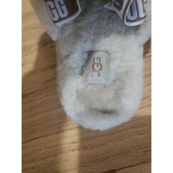 UGG Fluff Yeah Slide Slippers Womens Natural Sherling Strap US 7 EU 38 - Picture 8 of 14